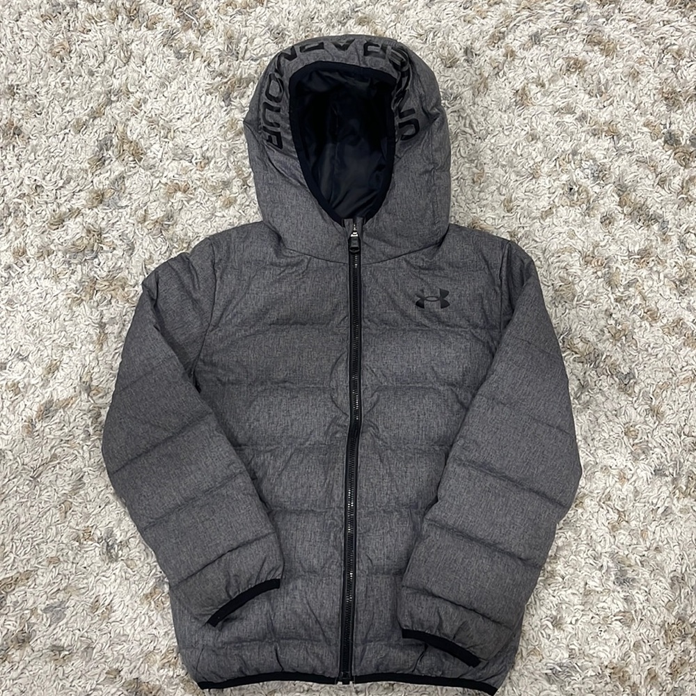 Boys Under Armour jacket size 7